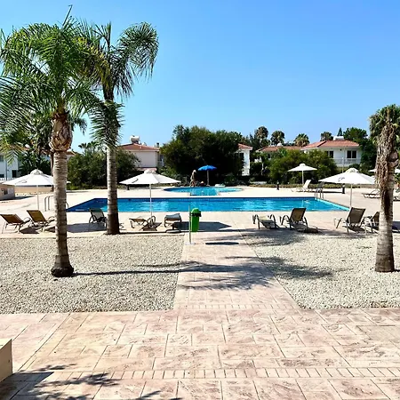 Nissi 3 C4 Pool View Apartmán *