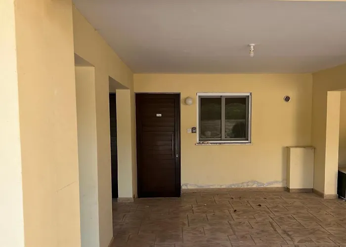 Nissi 3 C4 Pool View Apartmán