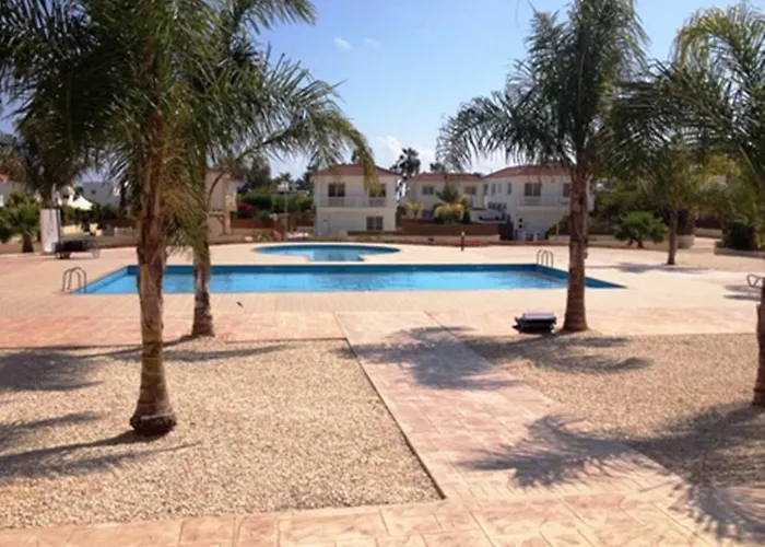 Nissi 3 C4 Pool View *